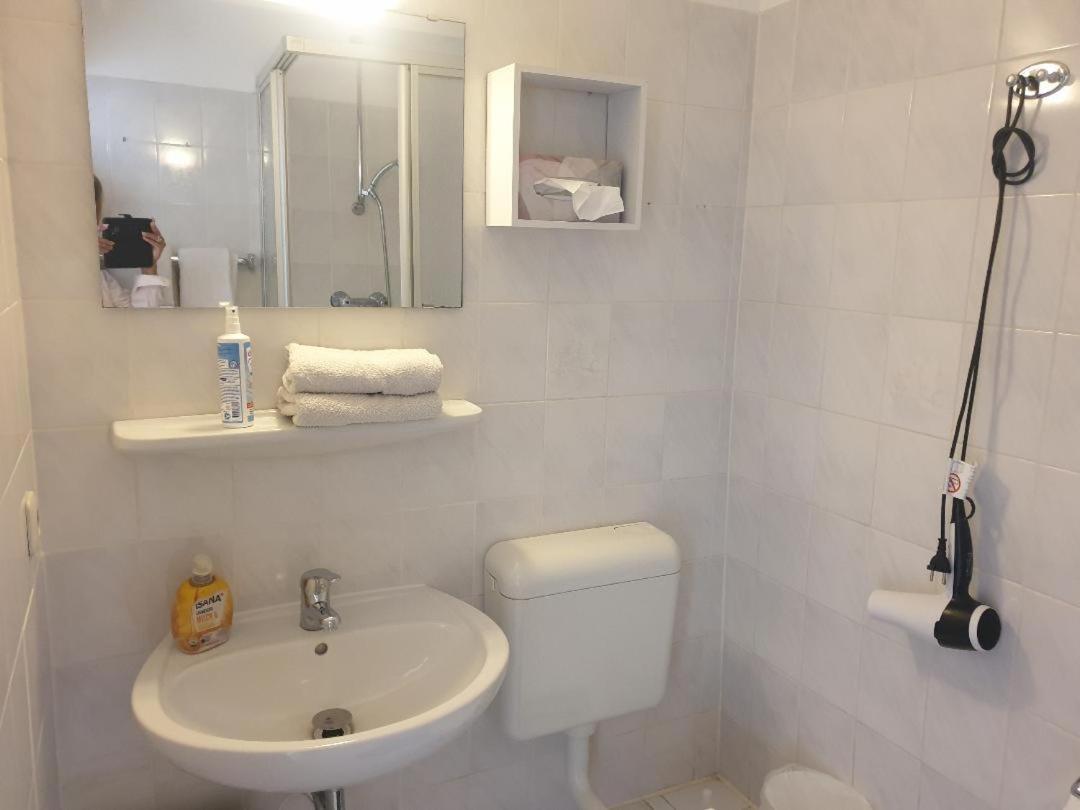 Rooming24, Kleine Pension Lubeck Exterior photo
